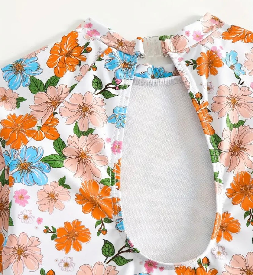 Chic Toddler Girl's Floral One-Piece Swimsuit with Ruffle Trim & Back Cutout