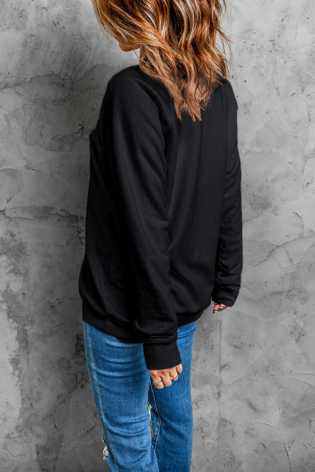 Letter Graphic Round Neck Long Sleeve Sweatshirt